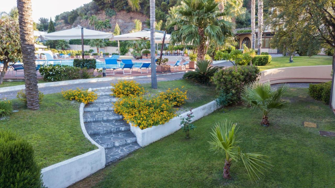 Hotel Aktea Lípara Exterior foto